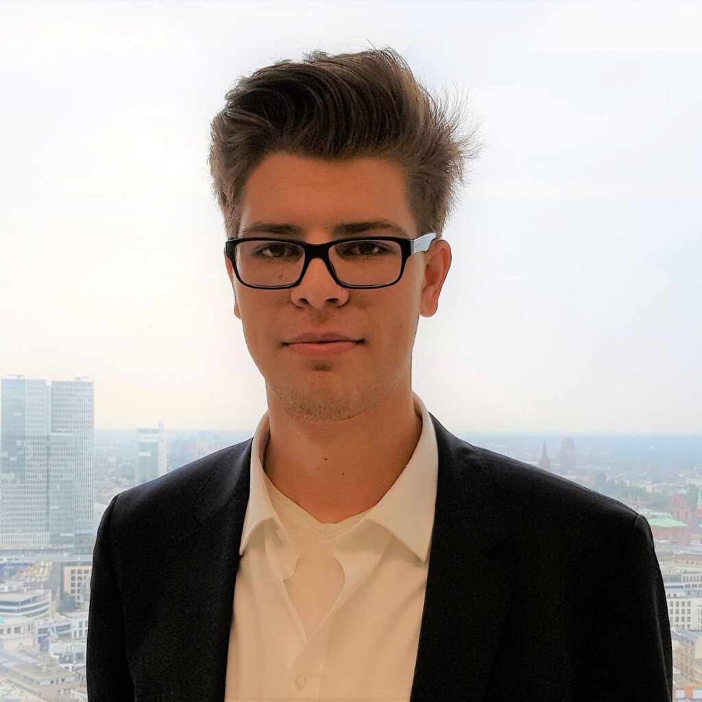Jonas Hartung, Autor bei IQB Career Services