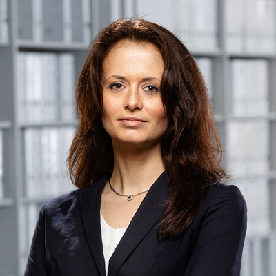 Hanja Rebell Houben | Melchers | Autorin mylawguide | IQB.de