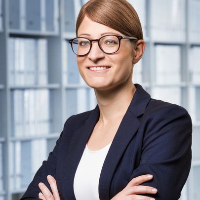 Lena Wallbrecht, Rechtsanwältin, Autorin bei IQB Career Services, mylawguide