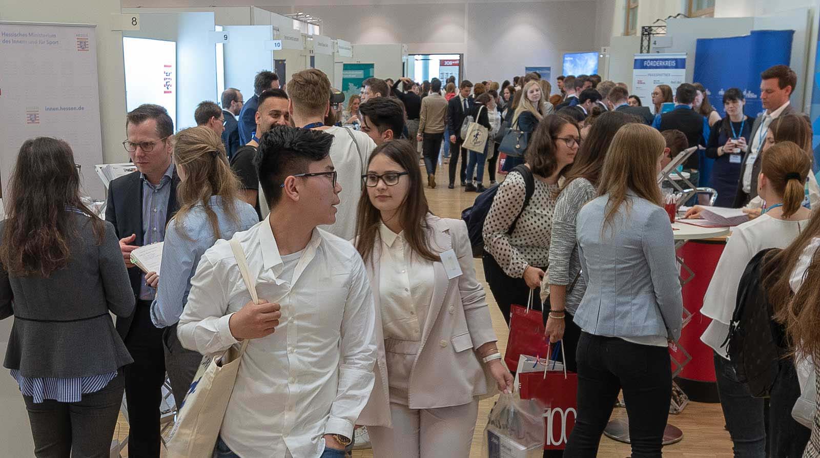 Karrieretag Jura Karrieremesse & Jobmesse Universität Frankfurt
