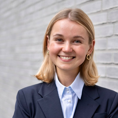 Lena Lauterborn, Autorin bei IQB und Myjobfair