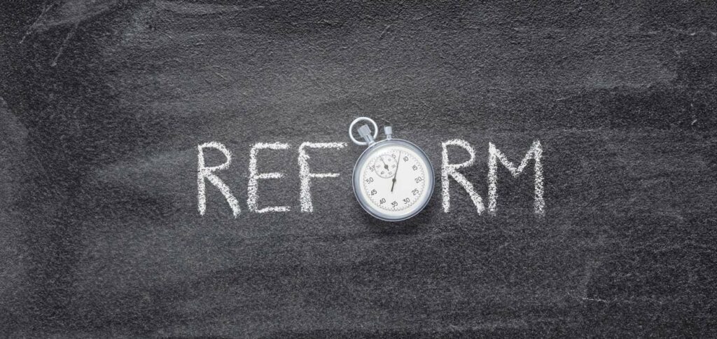 Reform des Jurastudiums - Symbolbild mit Stoppuhr