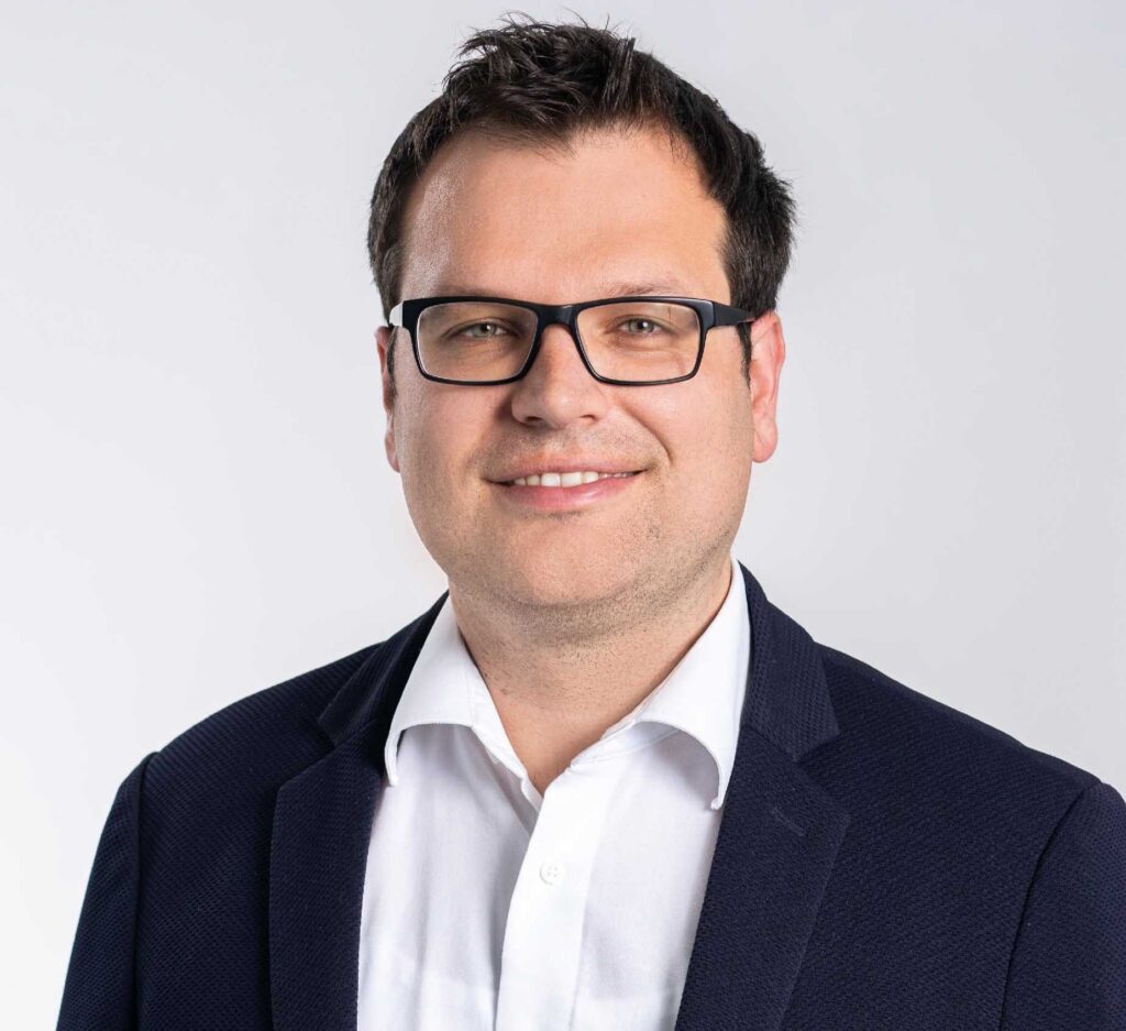 Sebastian Etzel Autorin bei IQB & myjobfair